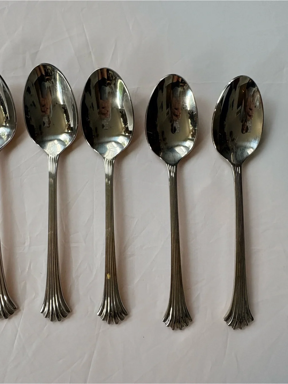 8 Vintage Wallace Tiara Discontinued Oval Soup Spoons